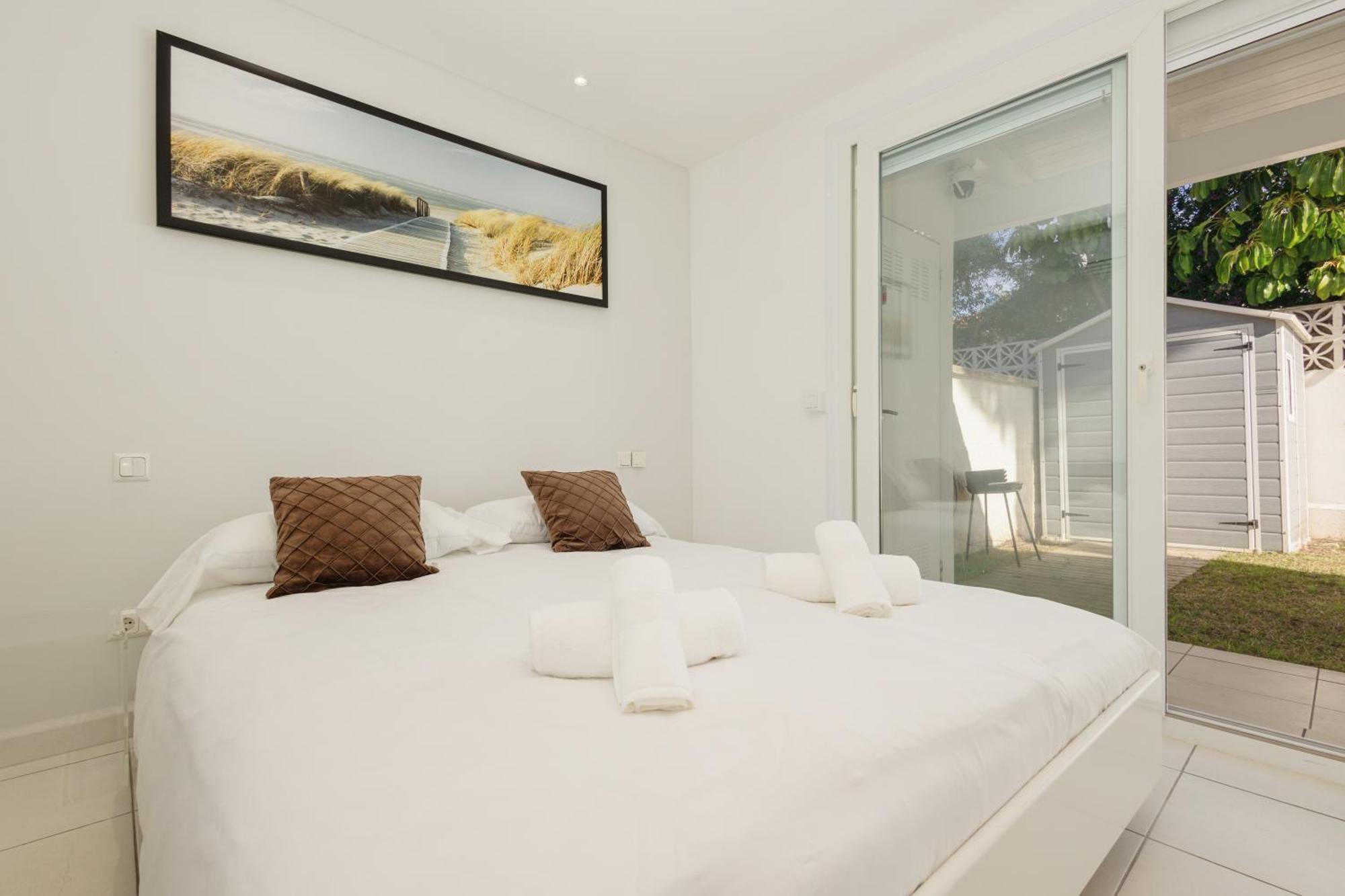 House At The Beach In Costabella, Marbella Exterior photo